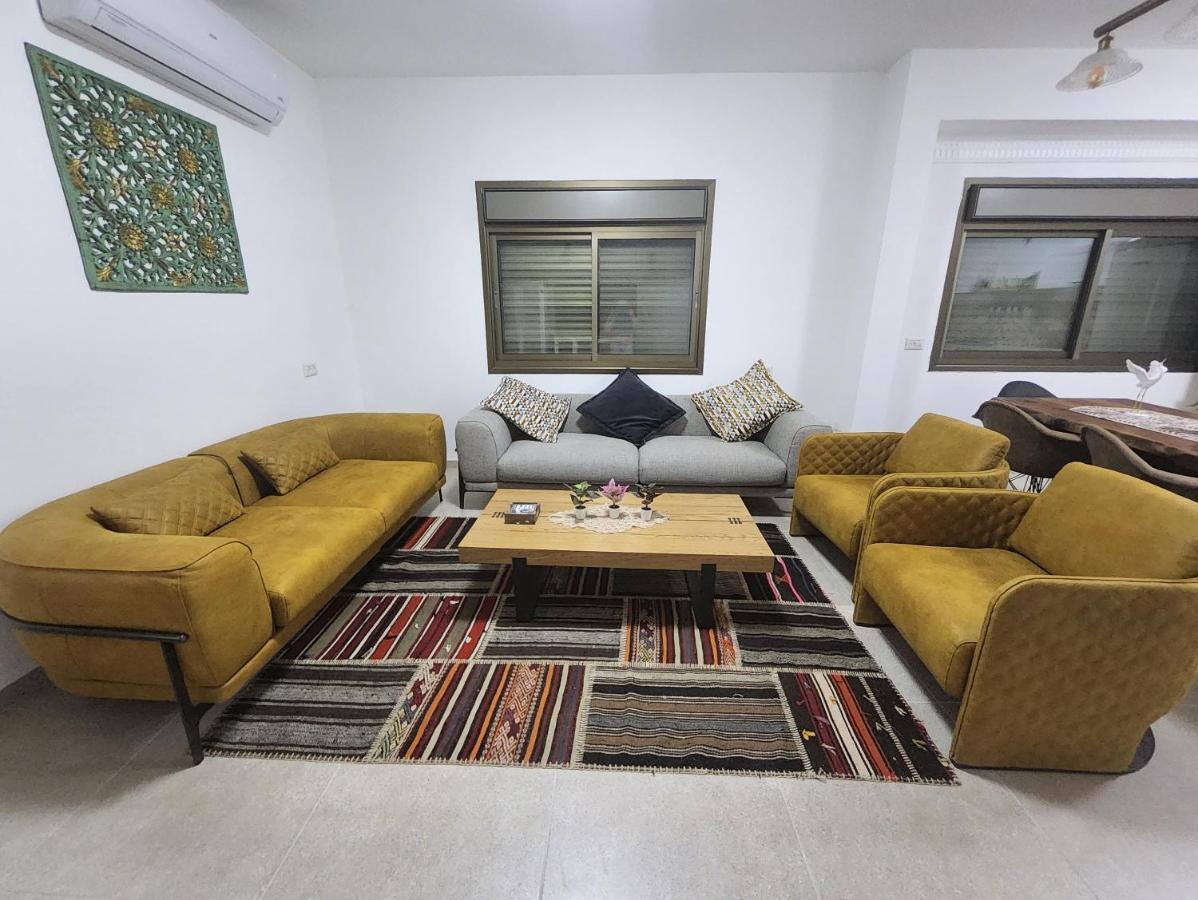 Garden Apartments. Mas'ada Экстерьер фото